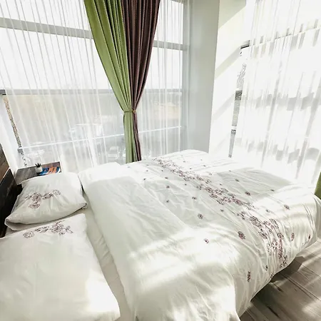 River Tower דירה *